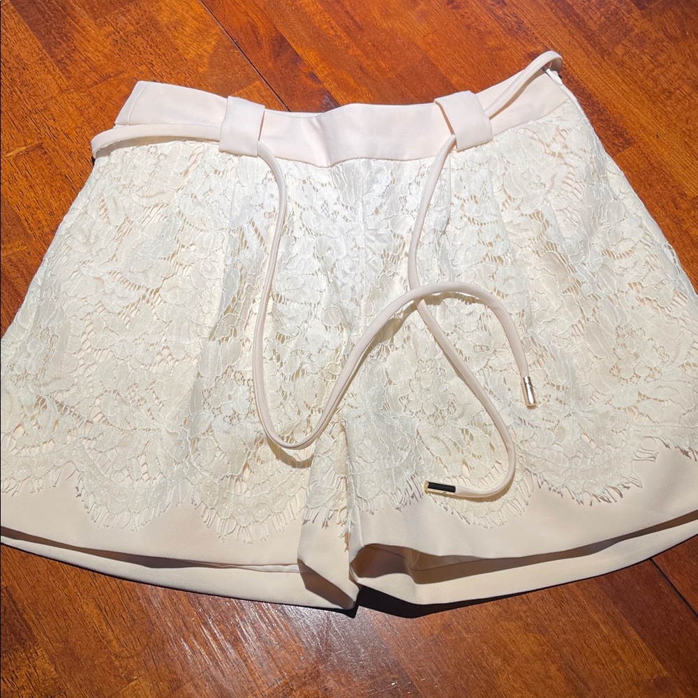 VALENTINO SPA - GORGEOUS Lace Overlay High Waist Shorts M
